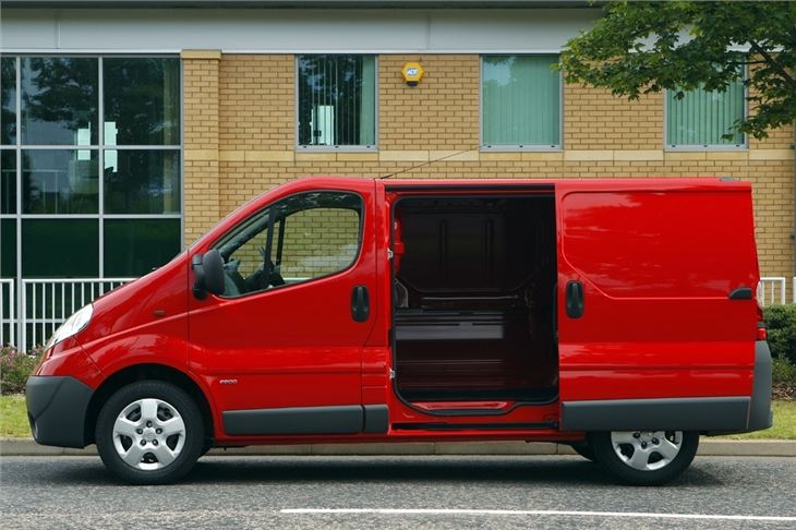 Vauxhall Vivaro 2001 - Van Review | Honest John